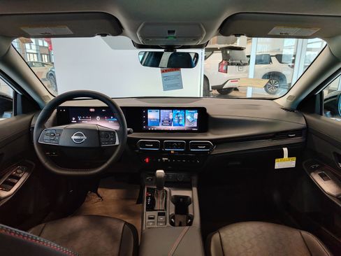 New 2026 Nissan Sentra SR w/ SR Premium Package image 29