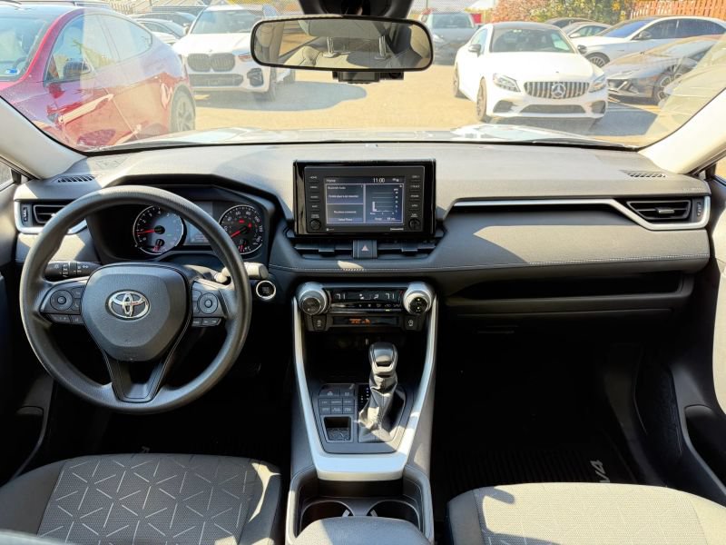 Used 2021 Toyota RAV4 XLE AWD/4WD image 20