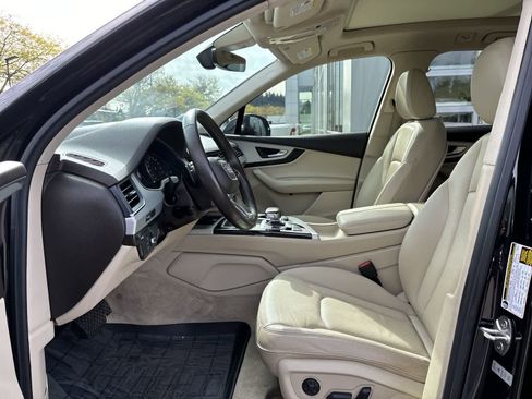 Used 2019 Audi Q7 2.0T Premium w/ Convenience Package AWD/4WD image 8