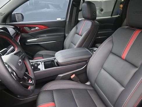 Used 2026 Chevrolet Traverse RS w/ LPO, Floor Liner Package image 33