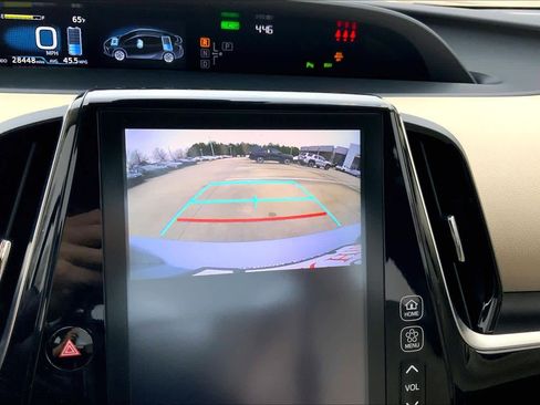 Used 2022 Toyota Prius Limited image 27