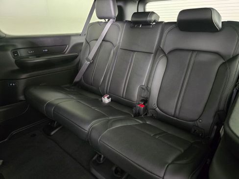 New 2025 Jeep Wagoneer L Series II w/ HD Trailer Tow Package w/25F image 26