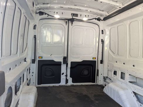 Used 2024 Ford Transit 250 148 Medium Roof RWD image 14