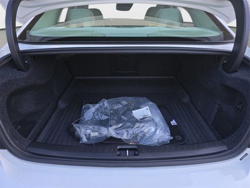 Used 2022 Volvo S60 T8 R-Design Expression w/ Premium Package image 29