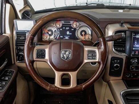 Used 2018 RAM 2500 Longhorn w/ Convenience Group AWD/4WD image 15