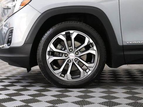Used 2020 GMC Terrain SLT w/ Preferred Package image 6