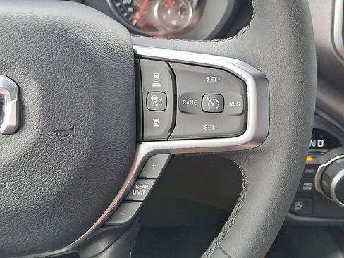 Used 2025 RAM 1500 Big Horn AWD/4WD image 10