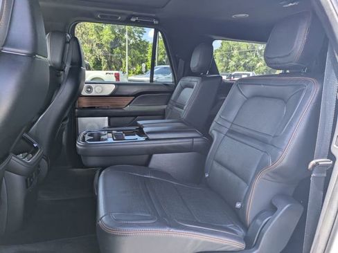 Used 2022 Lincoln Navigator L Black Label AWD/4WD image 14