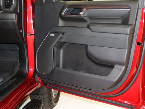 Used 2025 GMC Sierra 3500 SLT w/ SLT Premium Package image 70