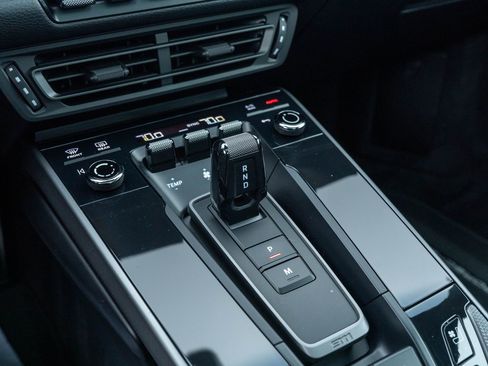 Certified 2020 Porsche 911 Carrera S image 31