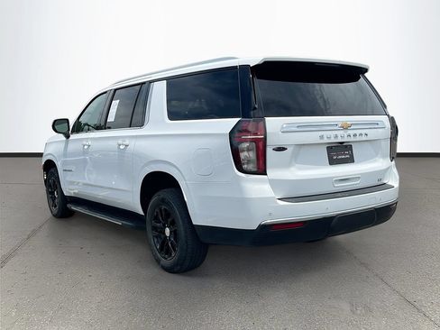 Used 2021 Chevrolet Suburban LT AWD/4WD image 5