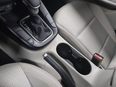 Used 2023 Kia Soul LX image 26