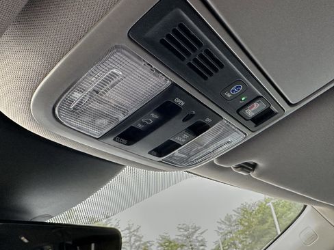 Certified 2024 Honda Odyssey Elite image 38