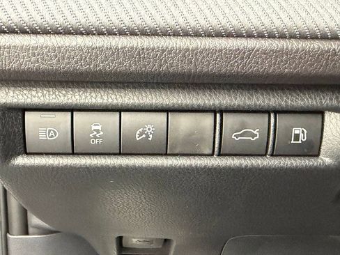 Used 2026 Toyota Camry SE FWD image 29