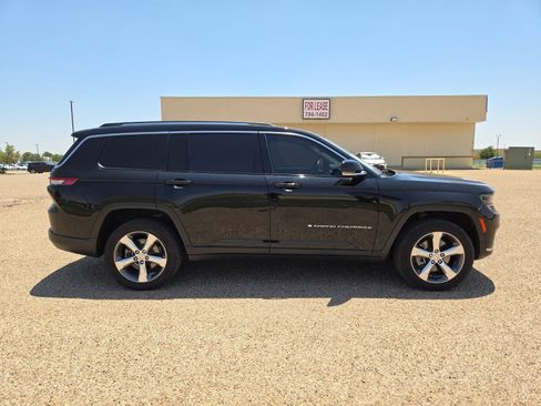 Used 2021 Jeep Grand Cherokee L Limited AWD/4WD image 6