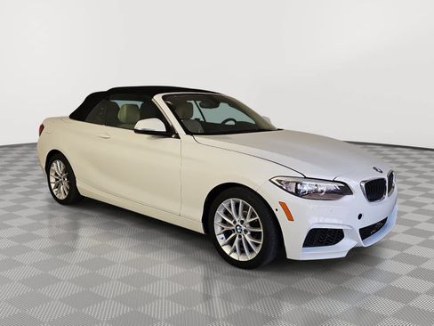 Used 2017 BMW 230i Convertible RWD image 2