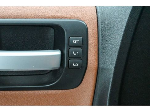 Used 2012 Toyota Sequoia Platinum image 38