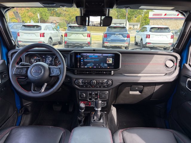 Used 2024 Jeep Wrangler Unlimited Rubicon w/ Technology Group AWD/4WD image 13