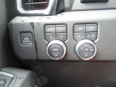 Used 2025 GMC Sierra 1500 Denali w/ Denali Reserve Package AWD/4WD image 21