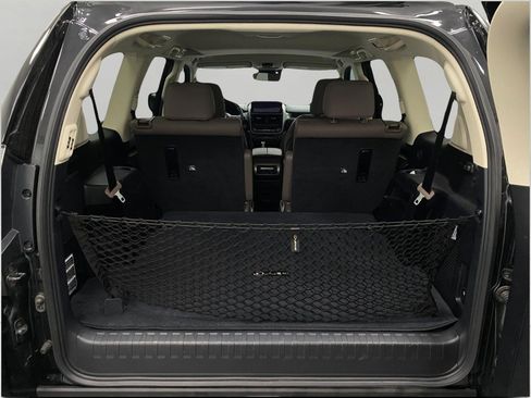 Used 2023 Lexus GX 460 Premium AWD/4WD image 7