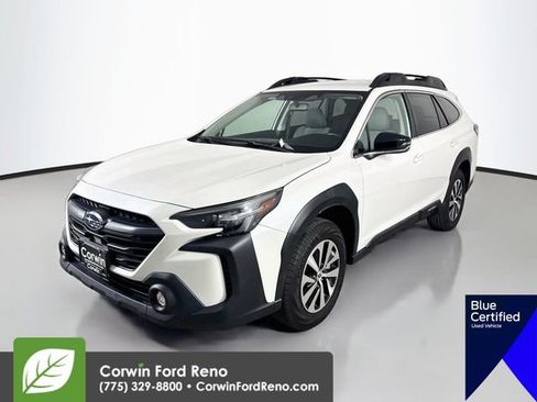 Used 2024 Subaru Outback Premium AWD/4WD image 3