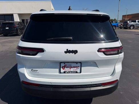 Used 2025 Jeep Grand Cherokee L Laredo RWD image 14