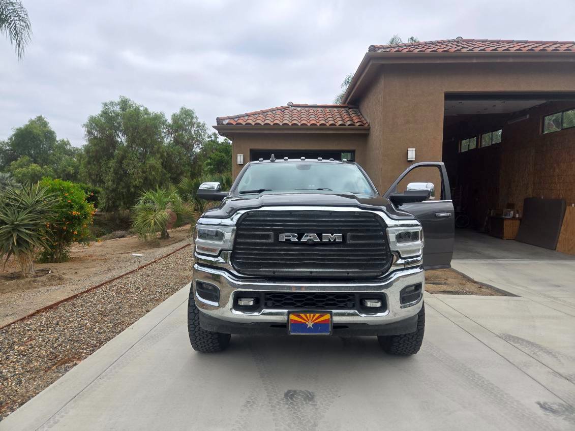 Used 2019 RAM 2500 Laramie AWD/4WD image 3