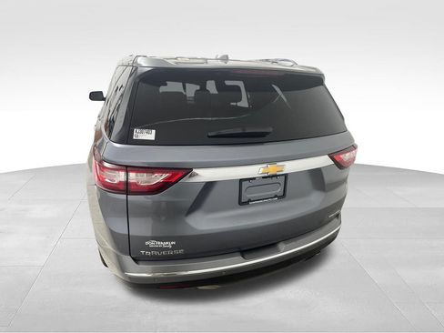 Used 2019 Chevrolet Traverse Premier FWD image 4