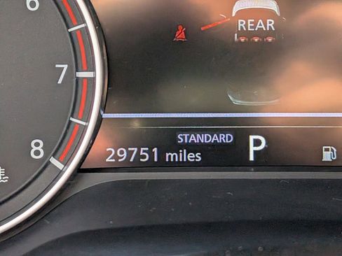 Certified 2024 Nissan Rogue SV image 27