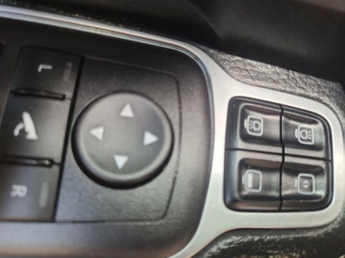Used 2024 RAM 2500 Laramie w/ Safety Group AWD/4WD image 26