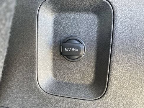 New 2026 Kia Carnival LXS FWD image 30