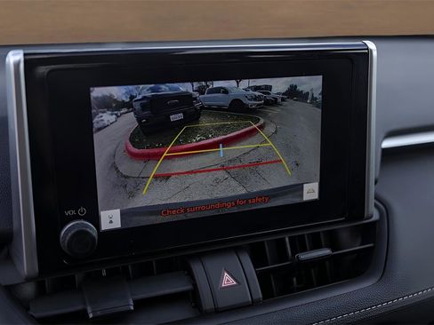 Used 2024 Toyota RAV4 XLE image 16