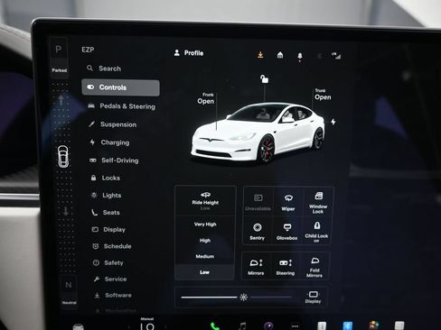 Used 2023 Tesla Model S Plaid AWD/4WD image 13