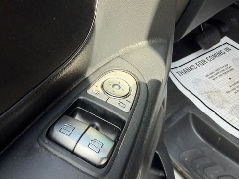 Used 2019 Mercedes-Benz Metris image 24