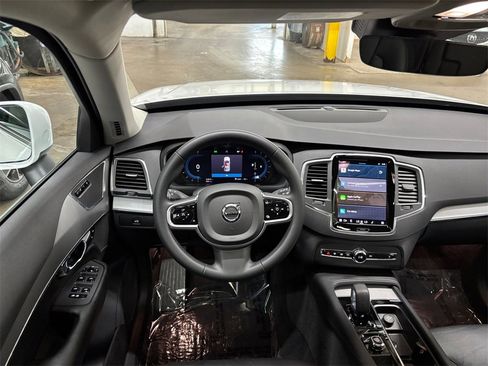 Certified 2023 Volvo XC90 B5 Core w/ Climate Package image 23