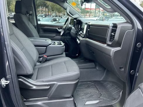 Used 2025 GMC Sierra 1500 Elevation image 22