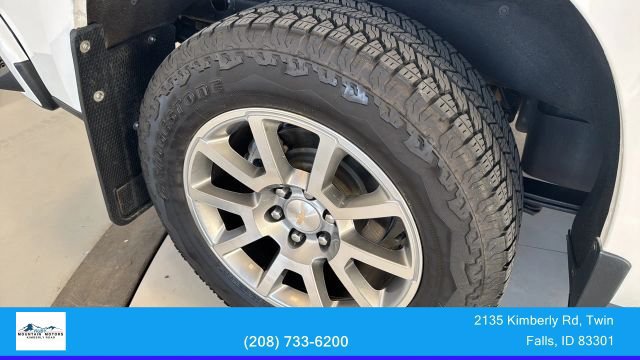 Used 2024 Chevrolet Silverado 1500 High Country w/ Technology Package AWD/4WD image 12