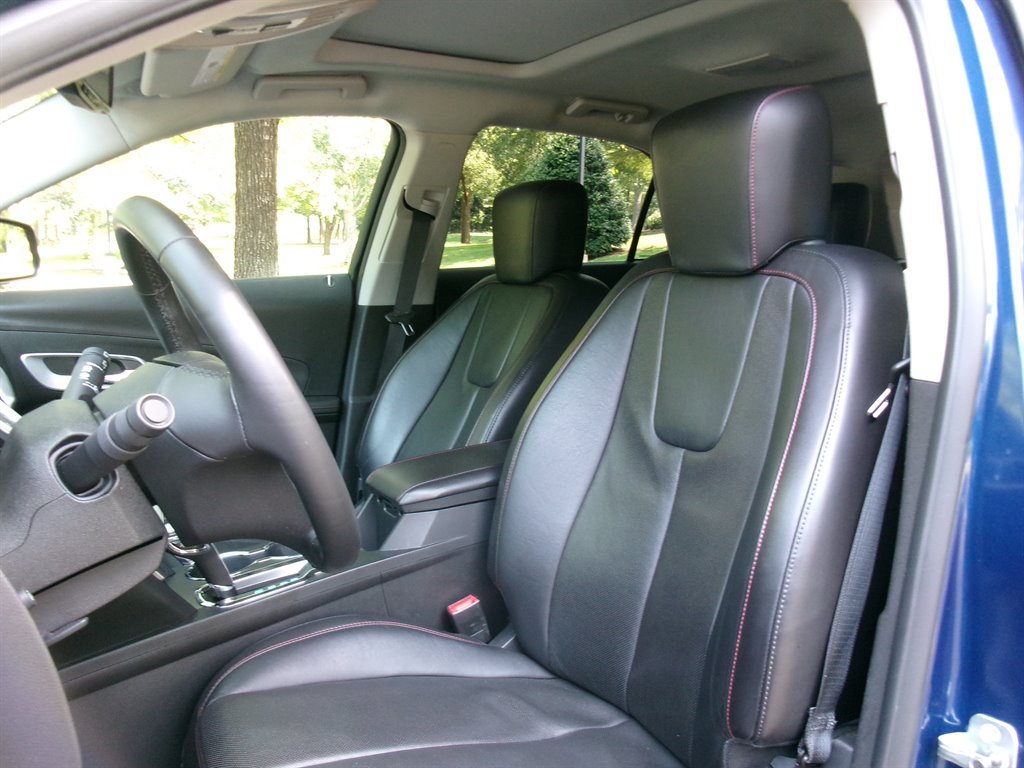 Used 2010 Chevrolet Equinox LT AWD/4WD image 14
