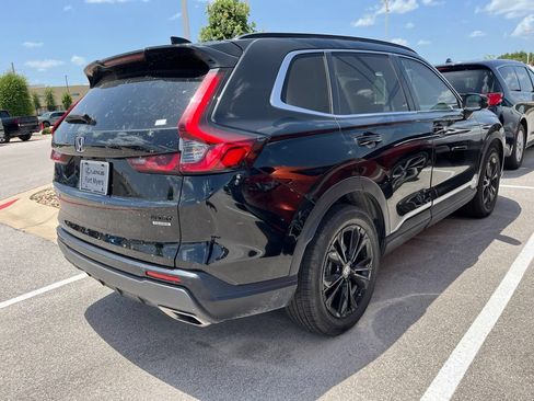 Used 2024 Honda CR-V Sport Touring image 3