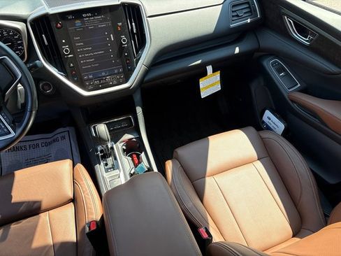 Used 2026 Subaru Ascent Touring AWD/4WD image 24