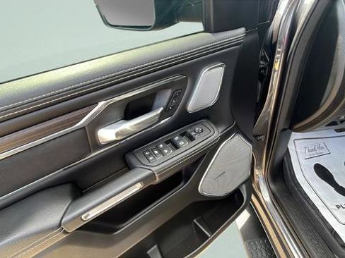 Used 2025 RAM 1500 Laramie w/ Night Edition image 10