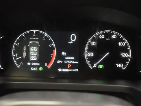 Used 2025 Honda Pilot Sport image 27