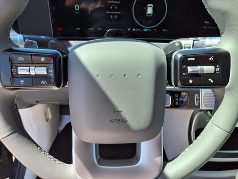 New 2026 Hyundai Ioniq 9 SE image 16