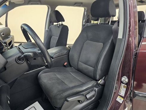 Used 2011 Honda Pilot LX image 15