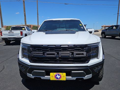 Used 2025 Ford F150 Raptor AWD/4WD image 8