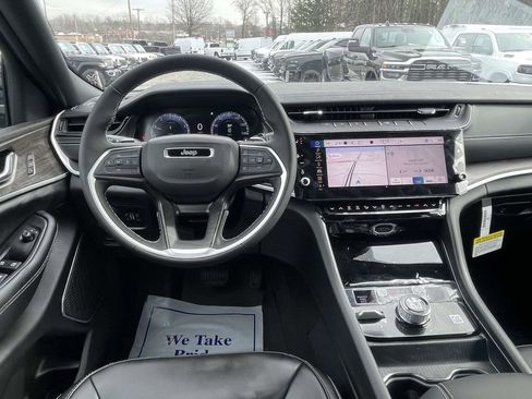 New 2026 Jeep Grand Cherokee Limited w/ Limited Altitude Package AWD/4WD image 20