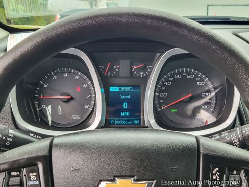 Used 2017 Chevrolet Equinox LS image 18