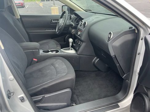Used 2013 Nissan Rogue S AWD/4WD image 29