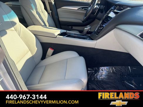 Used 2019 Cadillac CTS Luxury image 32