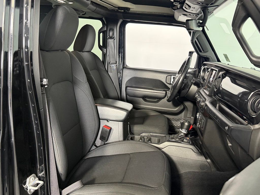 Used 2023 Jeep Wrangler Unlimited Sport AWD/4WD image 29